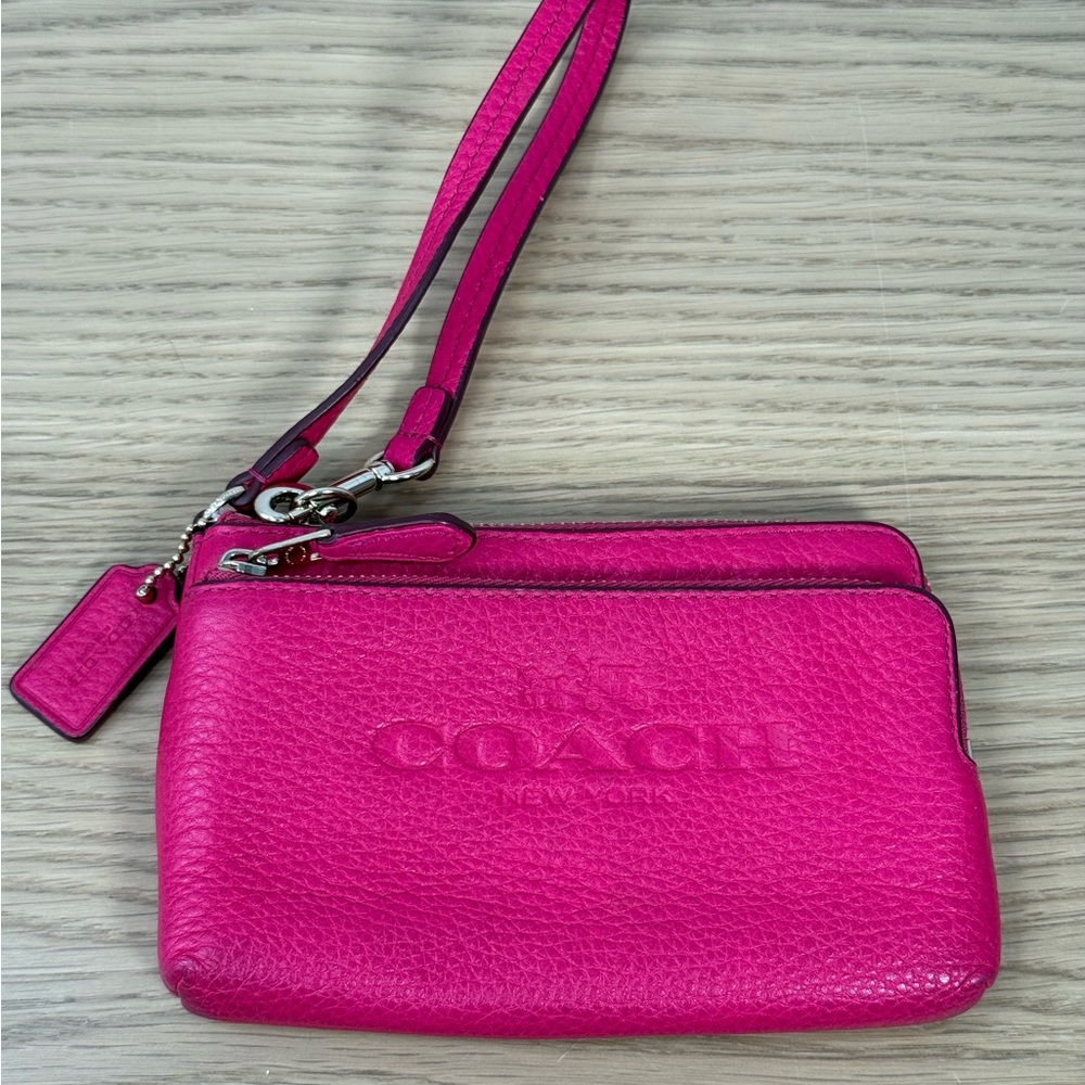 Coach Wristlet Double Zipped Top Wallet or Purse Slip Pockets Good Used Conditin